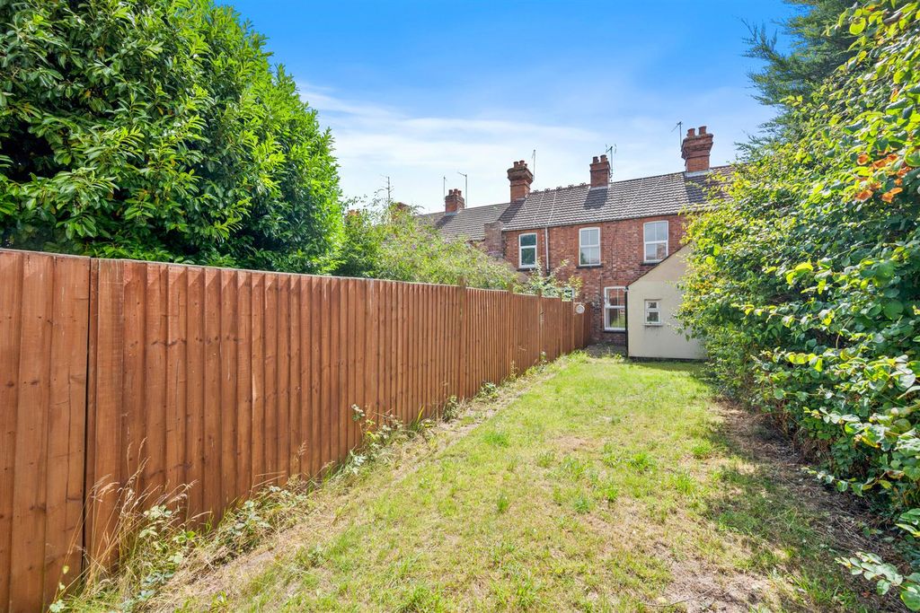 Property photo 2 of 16 91Kingstweb20.Jpg