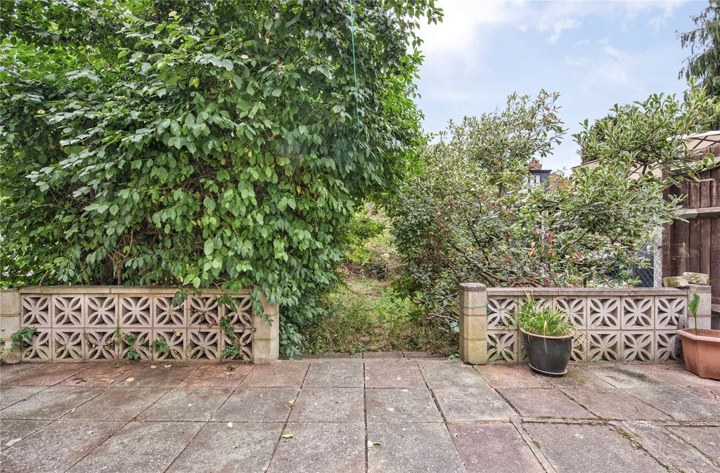 Property photo 3 of 21 Picture No. 06