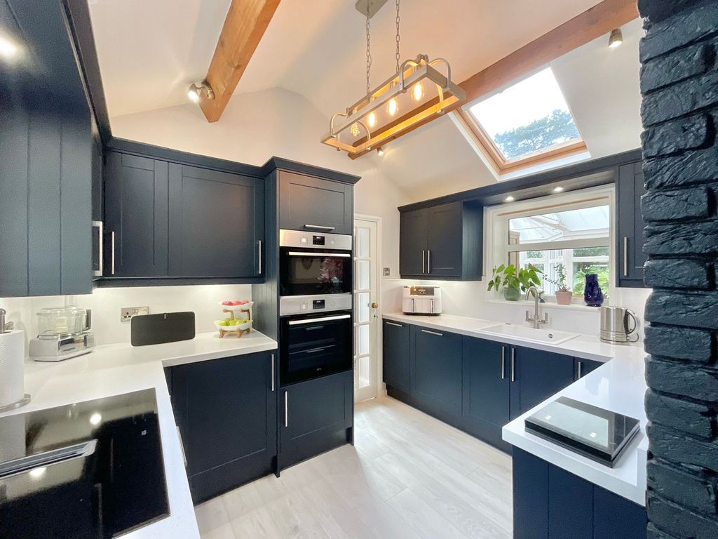 Property photo 3 of 30