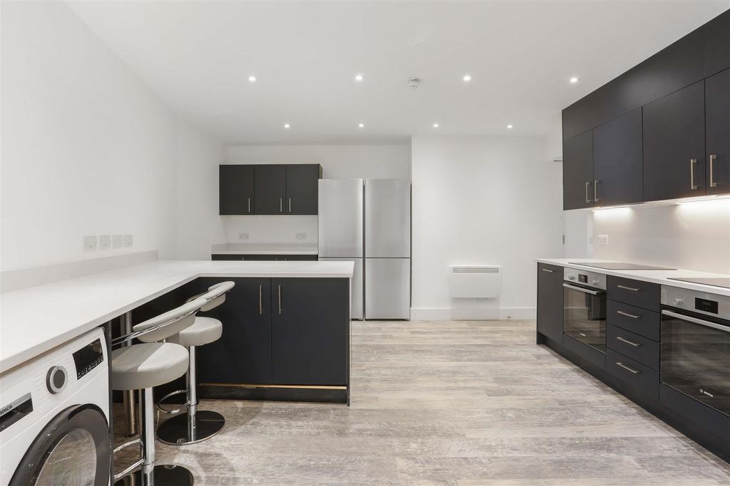 Property photo 2 of 11 1437252812 - Kitchen - 2.Jpg