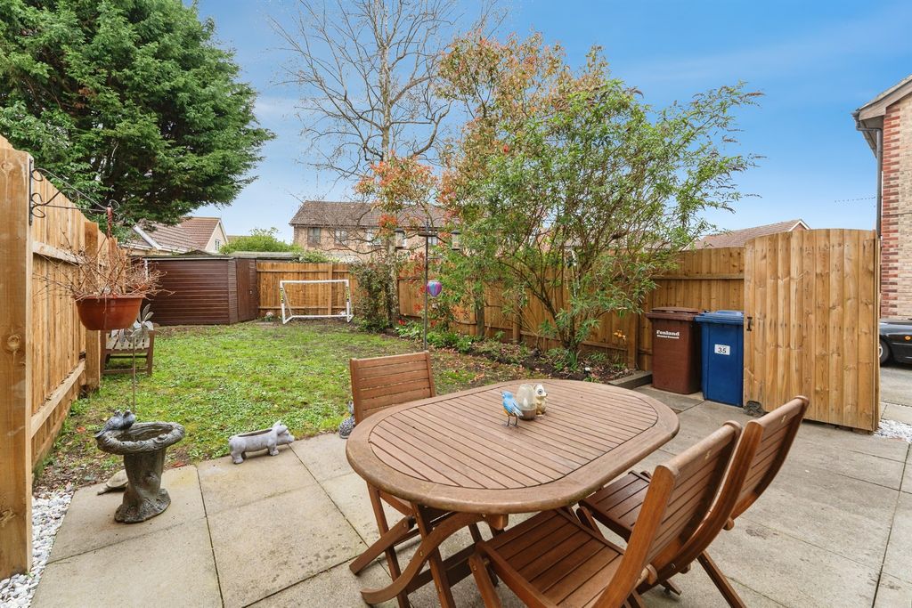 Property photo 3 of 21