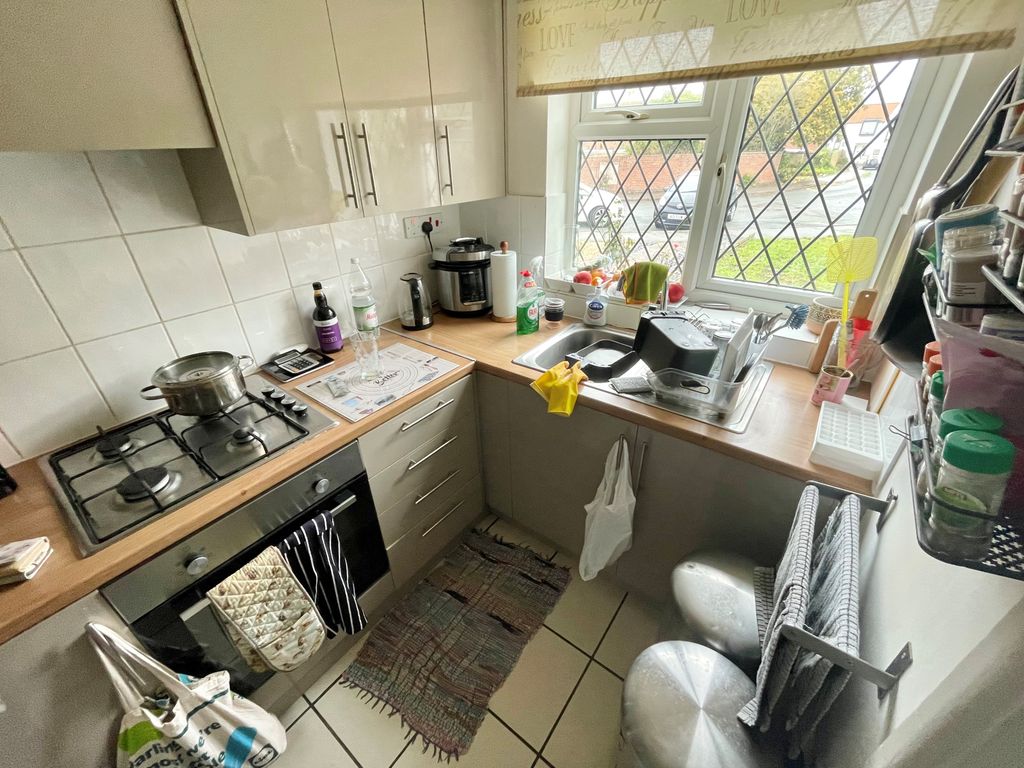 Property photo 2 of 8 View