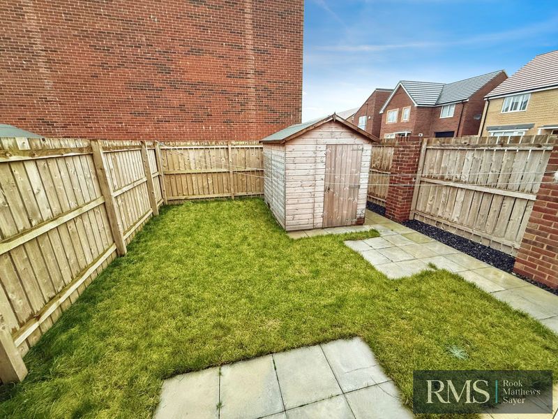 Property photo 2 of 8 Photo 8