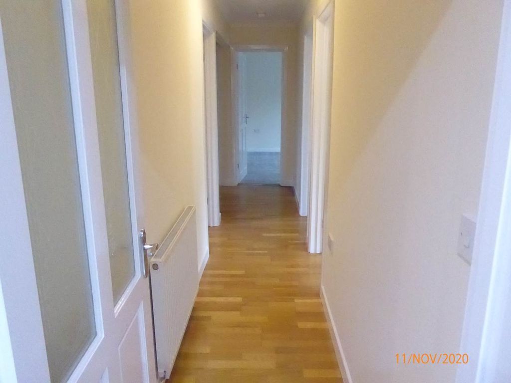 Property photo 2 of 14 082