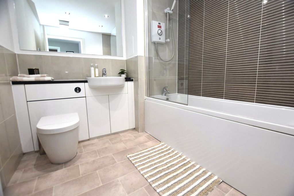 Property photo 2 of 14 Picture No. 02
