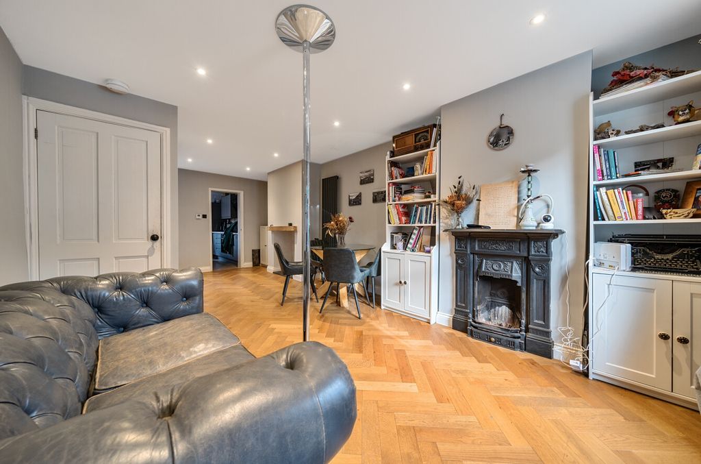 Property photo 2 of 19 1277663 (2)