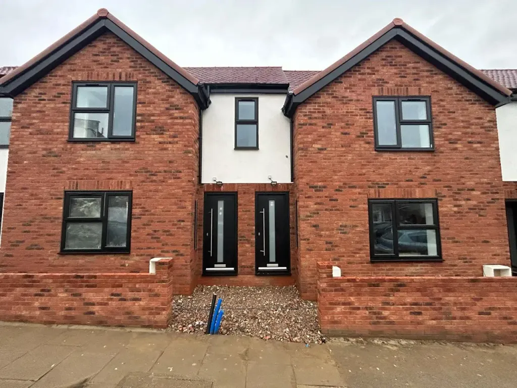 Property photo 2 of 5 Gallery