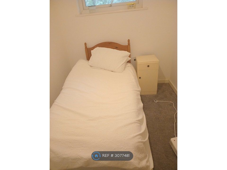 Property photo 3 of 3
