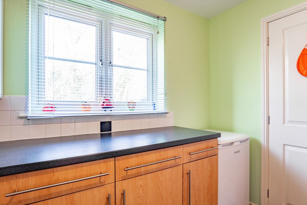 Additional image 5 of 2 bed flat for saleRowan Grove, Inverness IV2