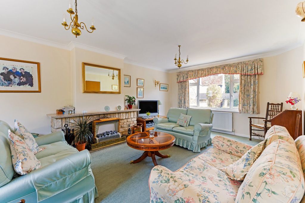 Property photo 2 of 17 Picture No. 03