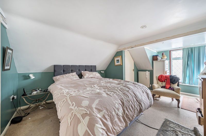 Property photo 3 of 19 Photo 5