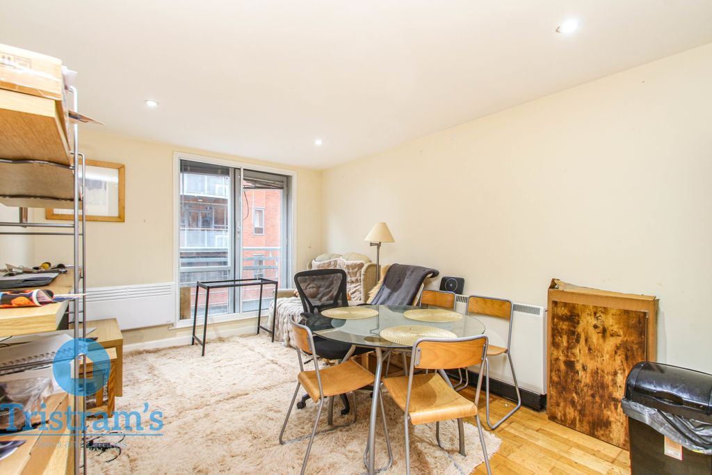 Property photo 3 of 14 Img_0008