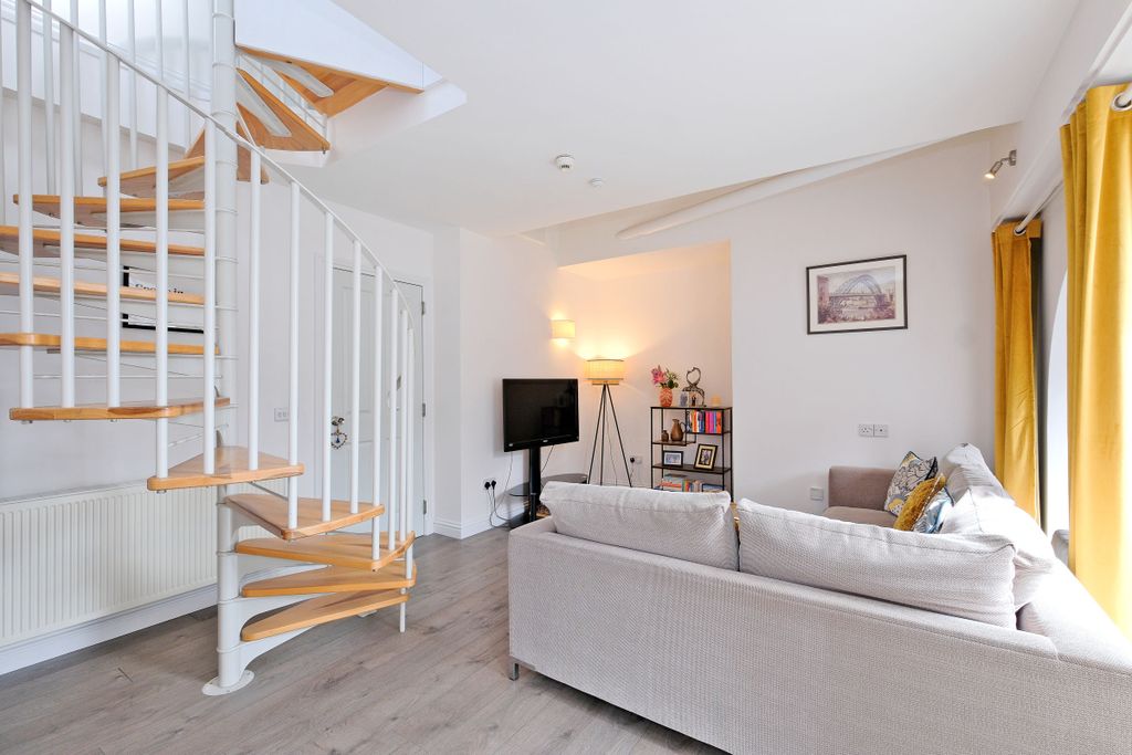 Additional image 5 of 3 bed flat for saleFlat 7 120 Rosemount Place, Rosemount, Aberdeen AB25