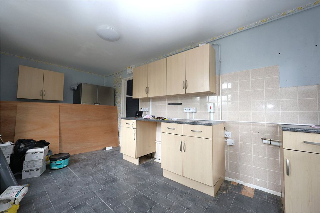 Property photo 3 of 18 Picture No. 09