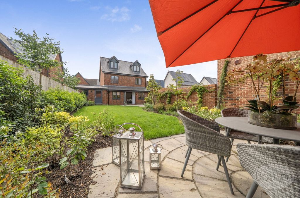 Property photo 3 of 37 Picture No. 92