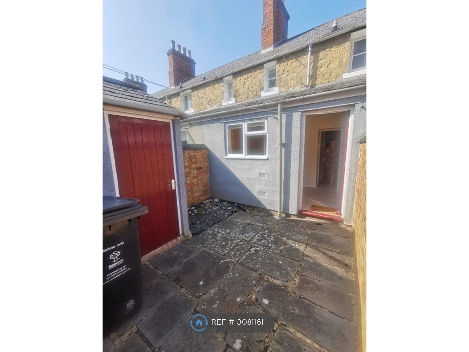 Property photo 3 of 6