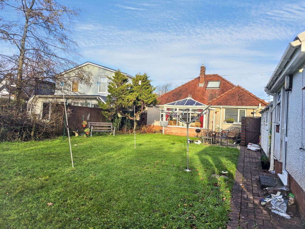 Property photo 2 of 19