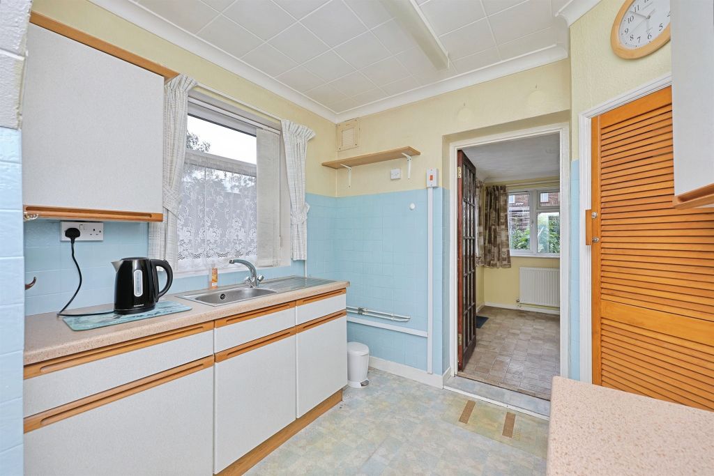 Property photo 3 of 18