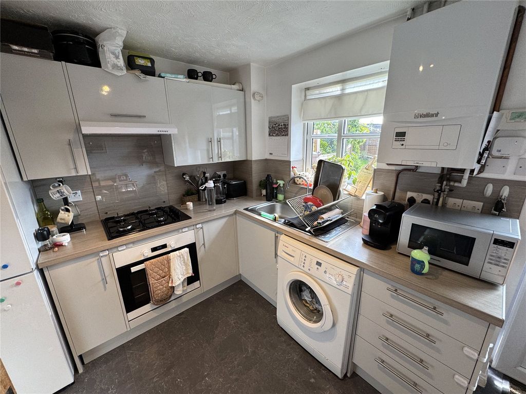 Property photo 2 of 7 Picture No. 16