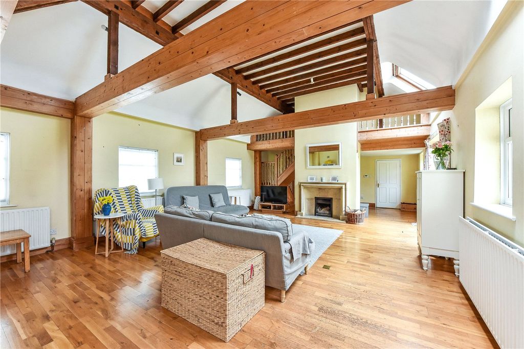 Property photo 2 of 16 Reception Room