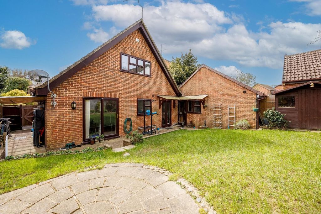 Property photo 1 of 20 External