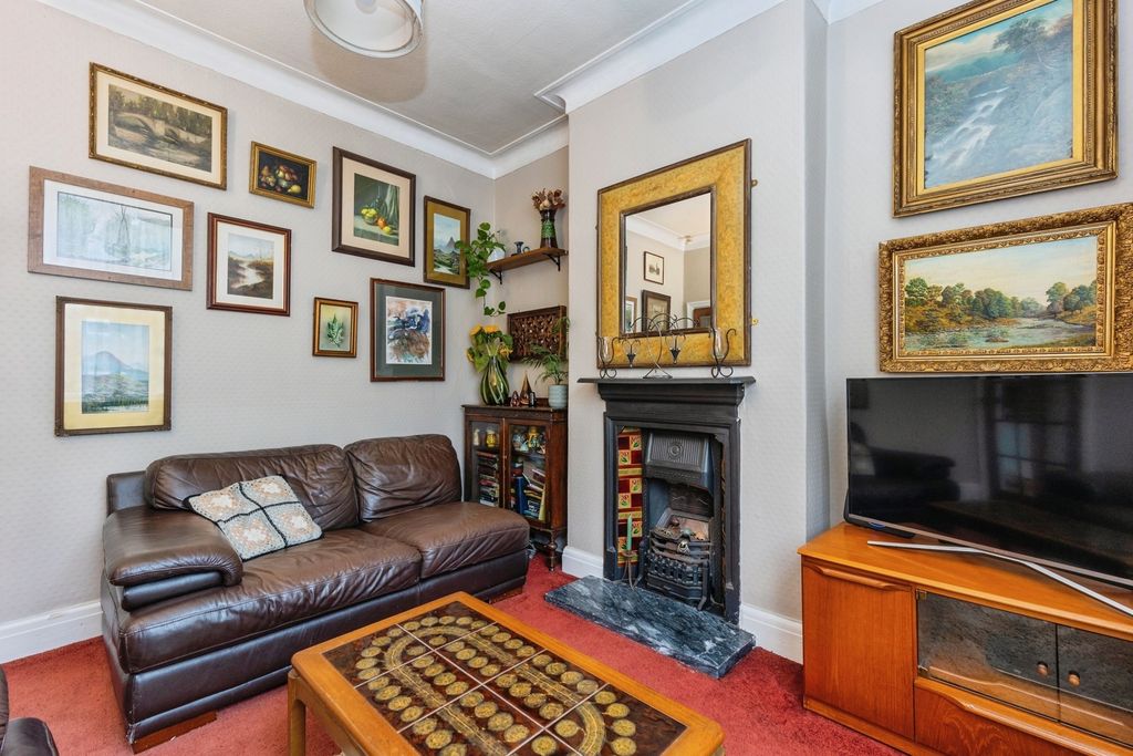 Property photo 3 of 20 Pbox-Img.Jpg