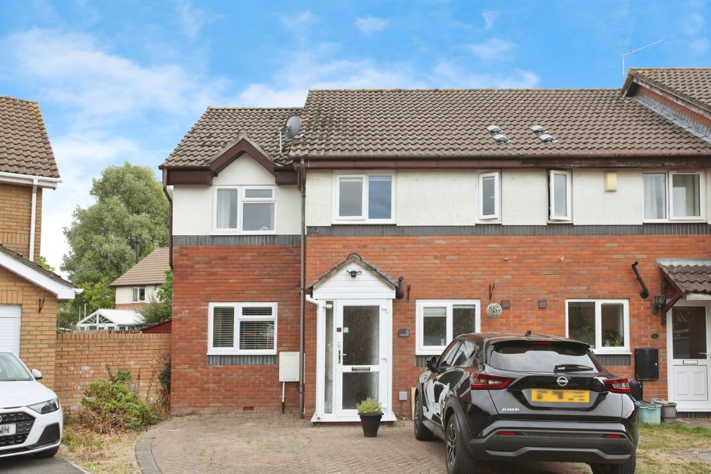 Property photo 1 of 17