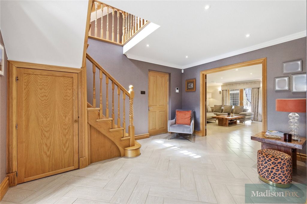 Additional image 21 of 5 bed detached house for saleWest View, Loughton, Essex IG10