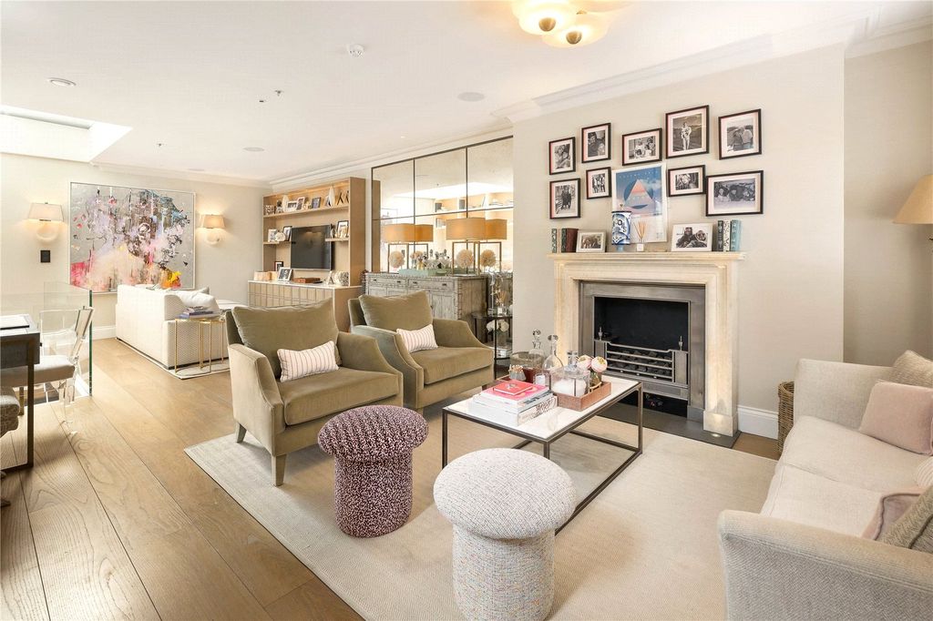 Property photo 1 of 8 Reception Room 1