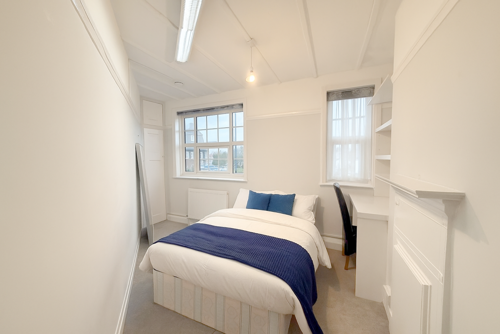 Property photo 1 of 4