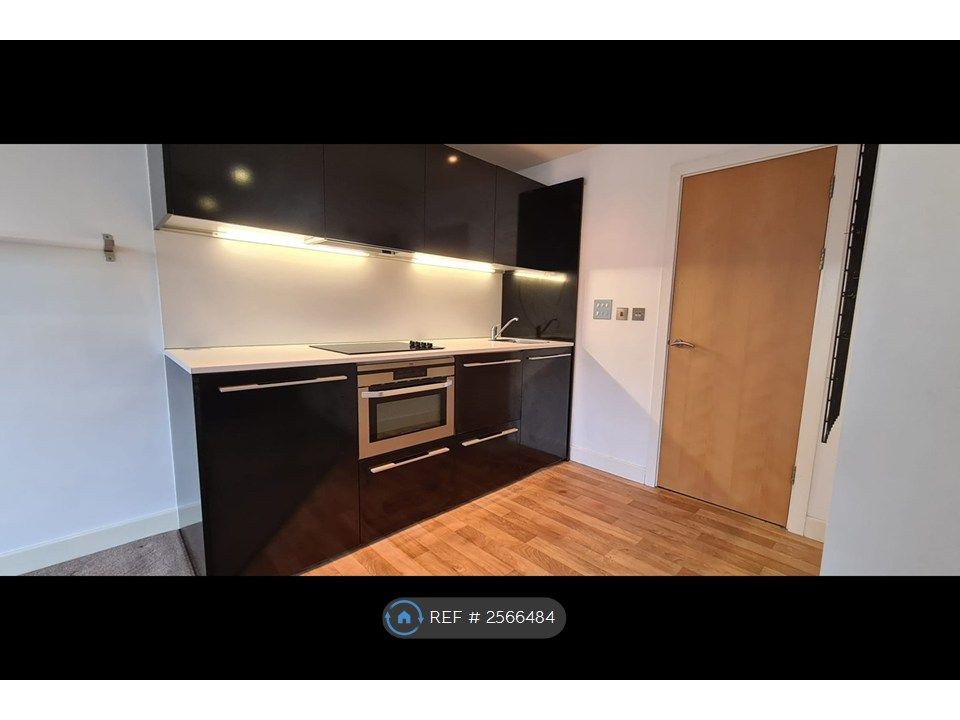 Property photo 2 of 13 Kitchen