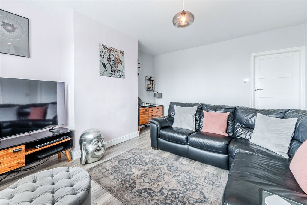 Property photo 2 of 11 Picture No. 09