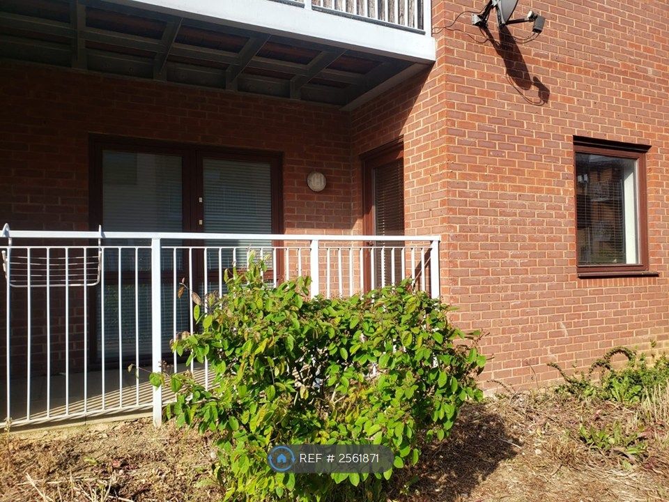 Property photo 1 of 8