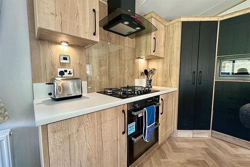 Property photo 3 of 6 007480 2 20260330 23.Jpeg