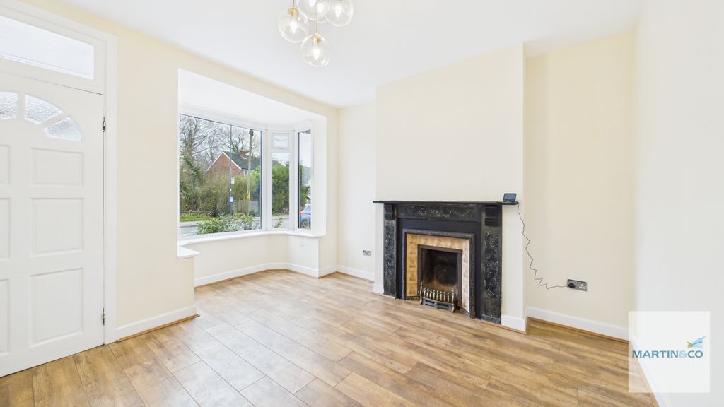 Property photo 2 of 11 Cam03663G0-Pr0226-Still018