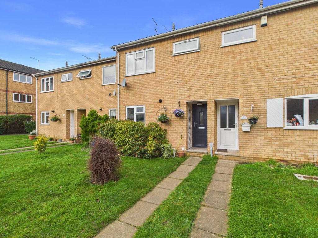 Property photo 1 of 11 Front