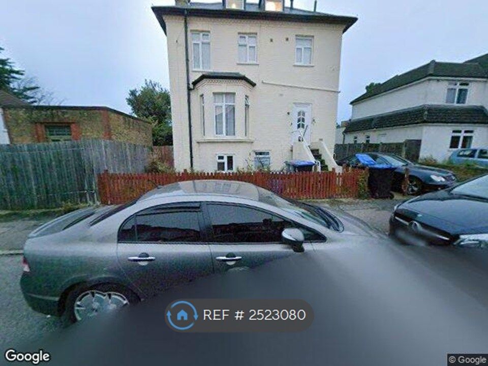 Property photo 2 of 8