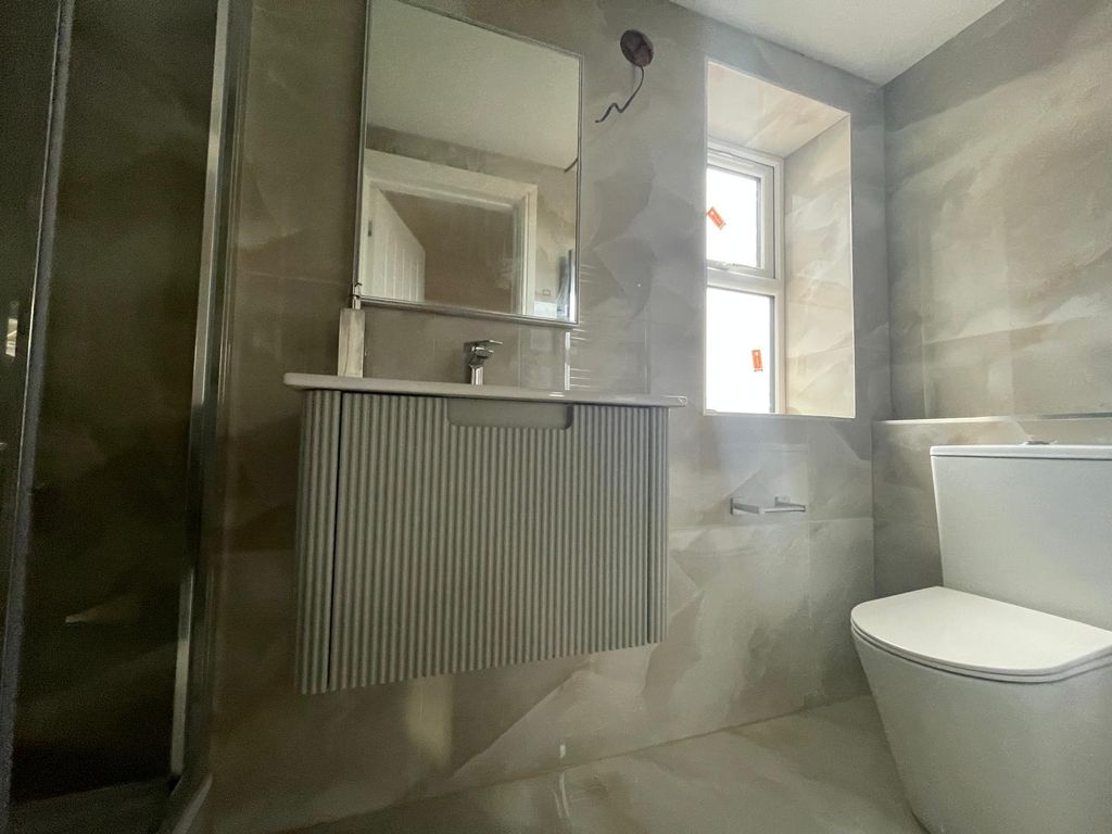 Property photo 2 of 3 Gallery