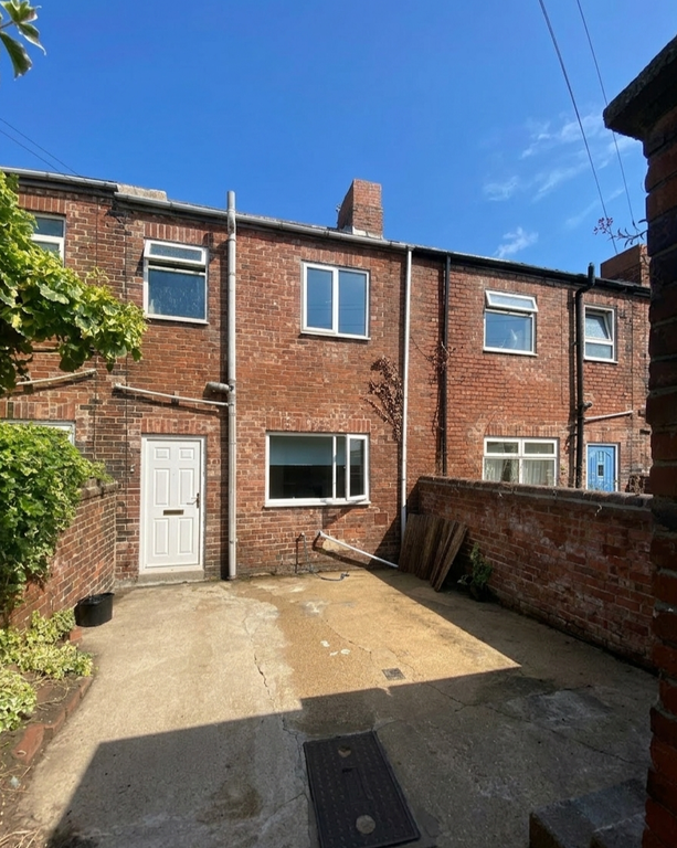 Property photo 2 of 10