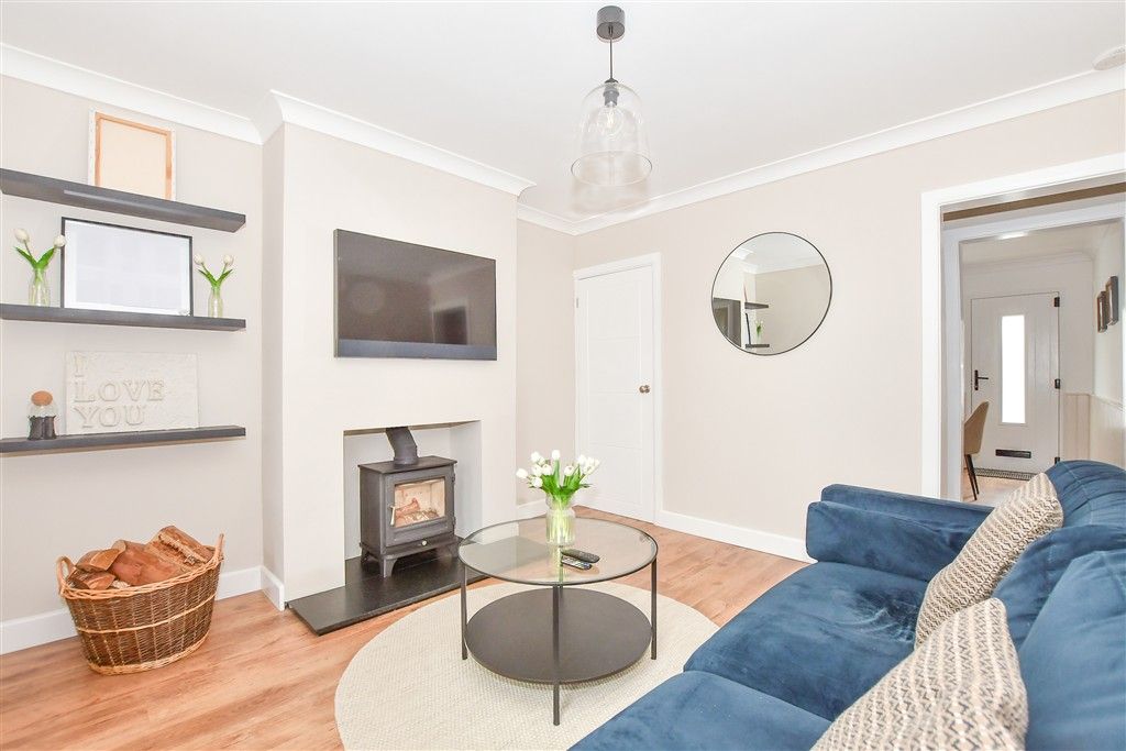 Property photo 2 of 10 Lounge