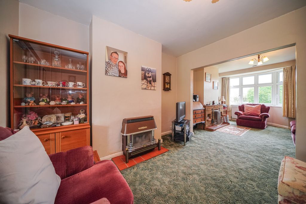 Property photo 2 of 20