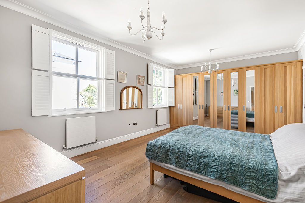 Additional image 9 of 6 bed detached house for saleNoahs Court Gardens, Hertford SG13