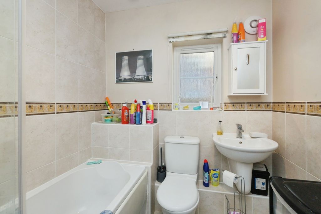 Additional image 10 of 4 bed detached house for saleMagnolia Close, Heathfield, East Sussex TN21