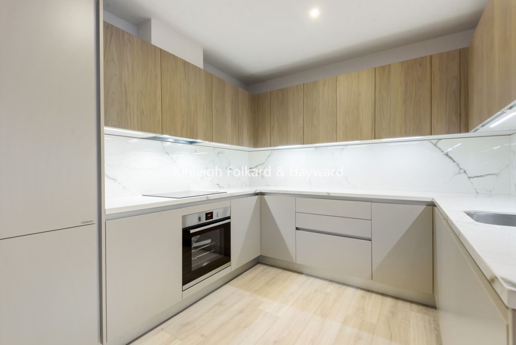 Property photo 2 of 14 028c50Ca-A83A-47A4-9