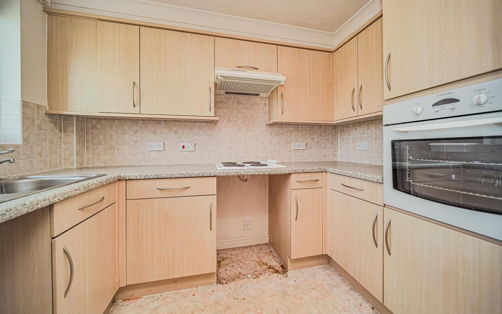 Additional image 7 of 1 bed flat for saleLowbourne, Melksham SN12