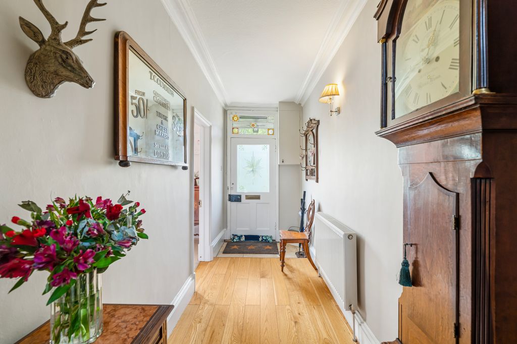 Property photo 3 of 30 58