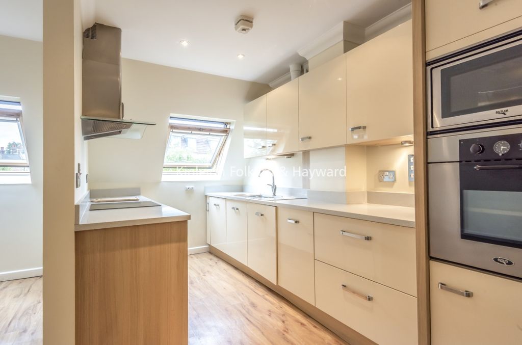 Property photo 3 of 7 Acd99d37-c501-45F3-B