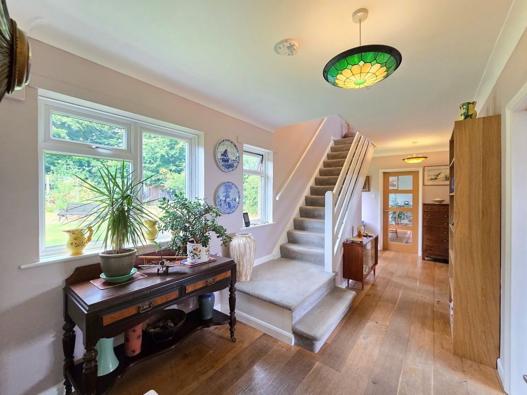 Property photo 3 of 20 4986243