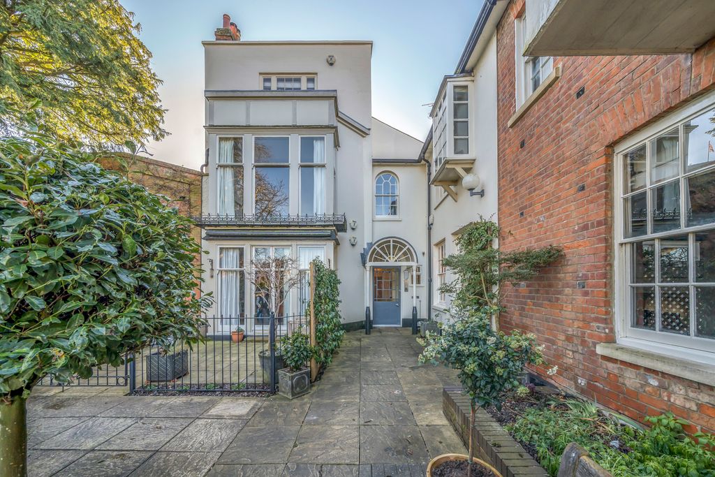 Property photo 1 of 15 Picture No. 10