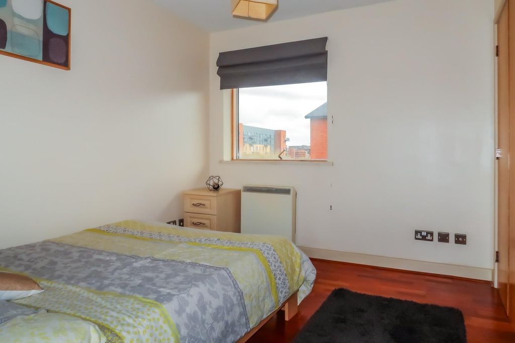 Property photo 3 of 9 166 Henke - 6.Jpg